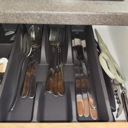 V Kraslicich Pro 2 Osoby, Pohranicni Straze K4 *