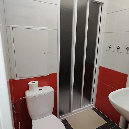 V Kraslicich Pro 2 Osoby, Pohranicni Straze K4