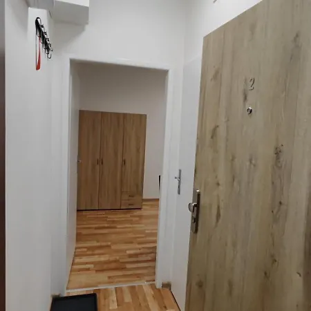 V Kraslicich Pro 2 Osoby, Pohranicni Straze K4 Apartament *